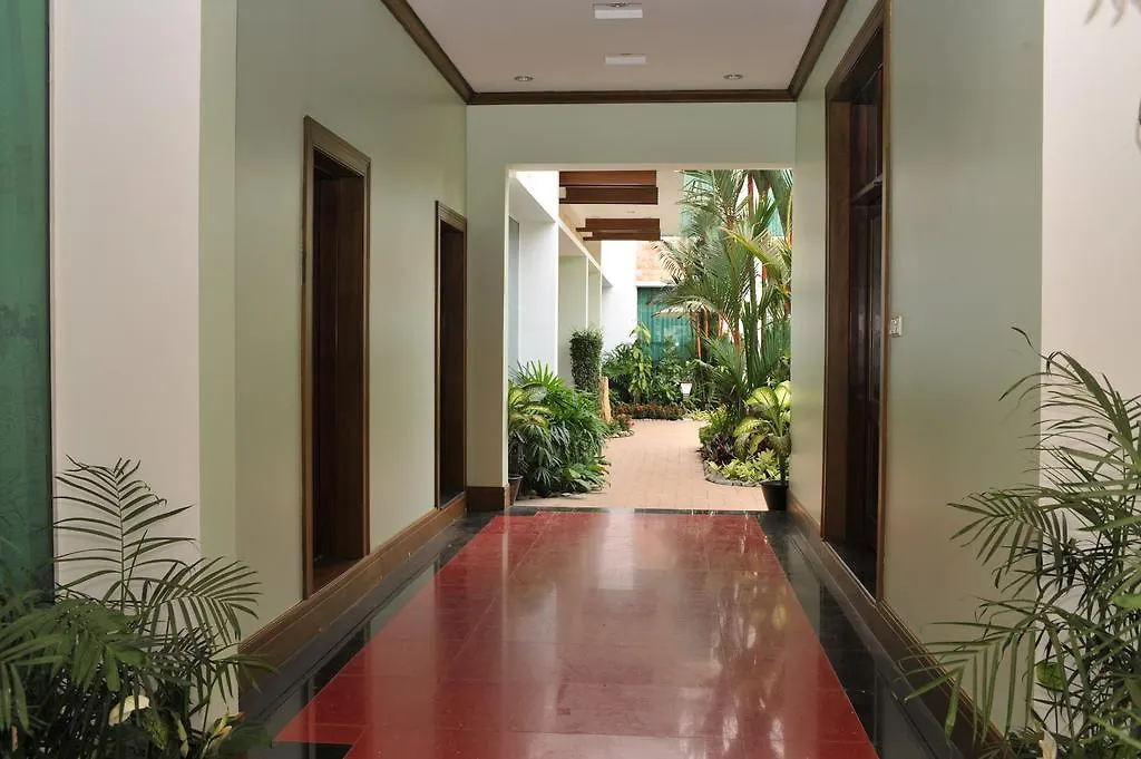 Palm Spring Resort Yangon