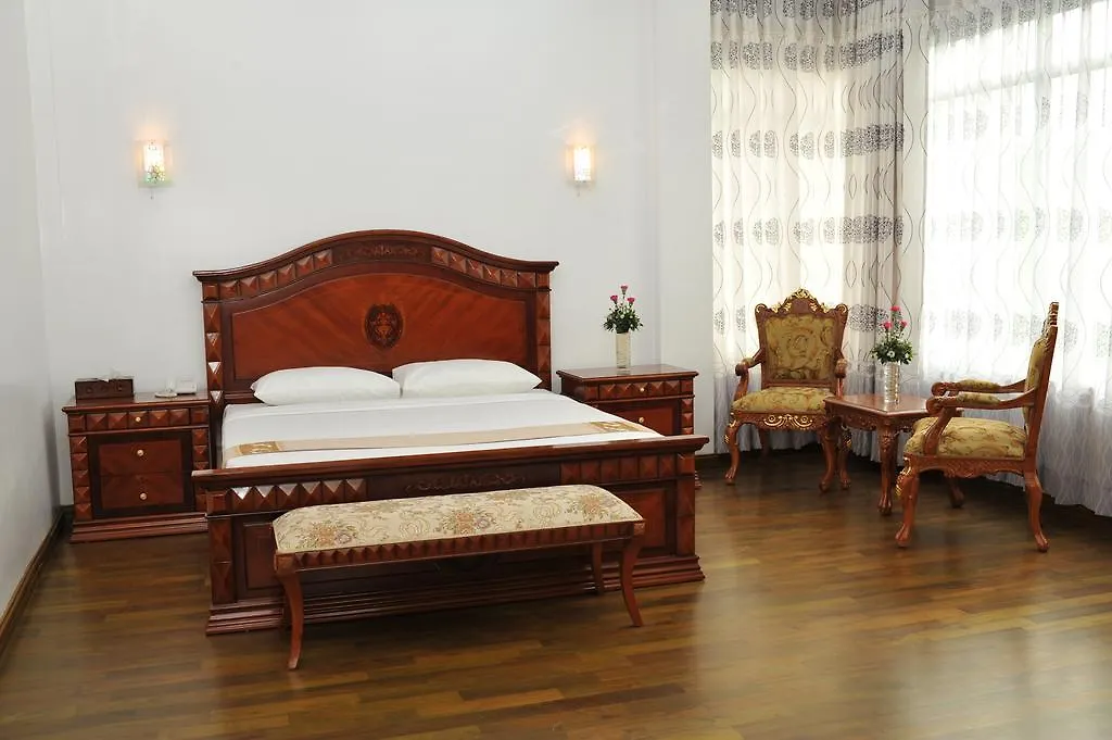 Palm Spring Resort Yangon