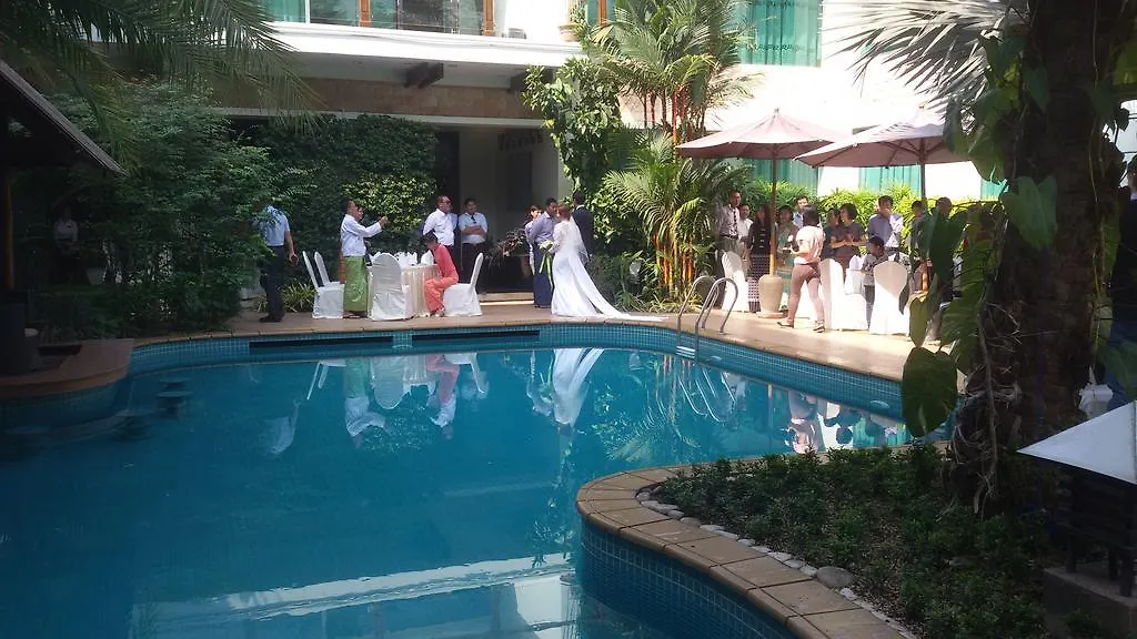 Palm Spring Resort Yangon