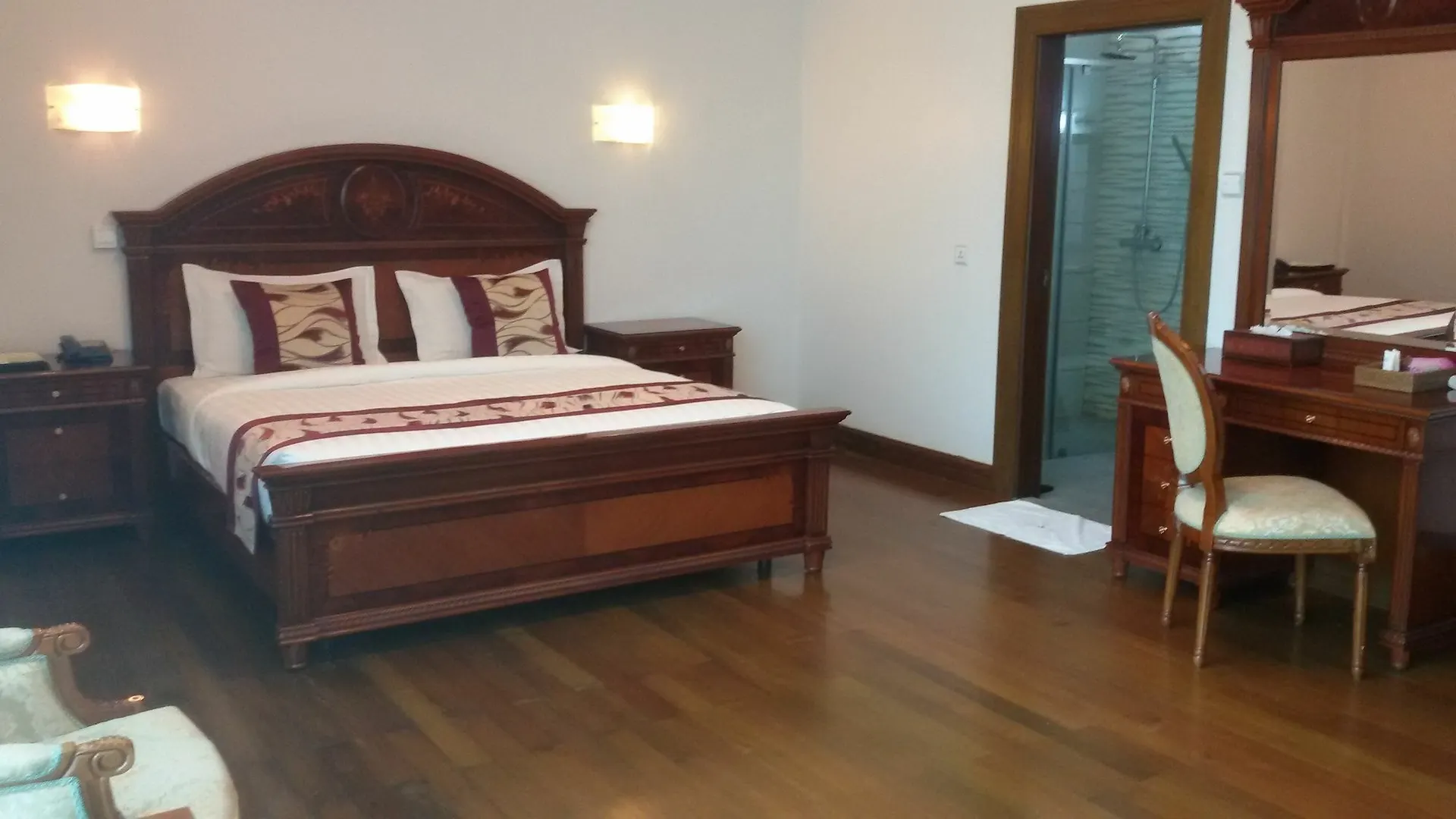 Palm Spring Resort Yangon