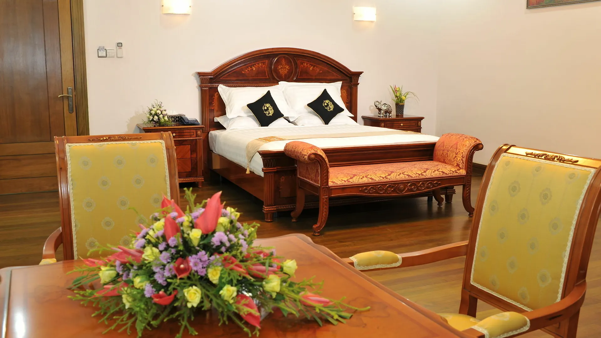 Palm Spring Resort Yangon