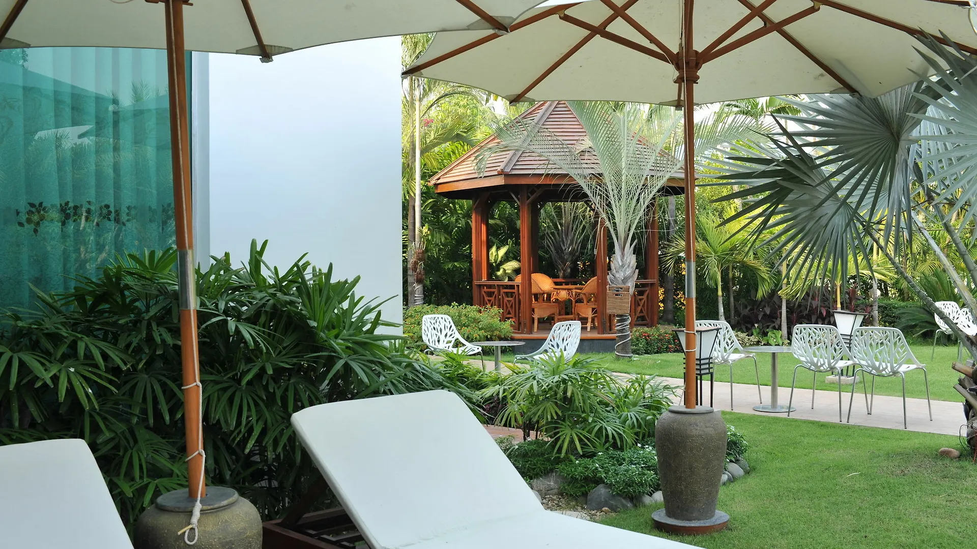 Palm Spring Resort Yangon